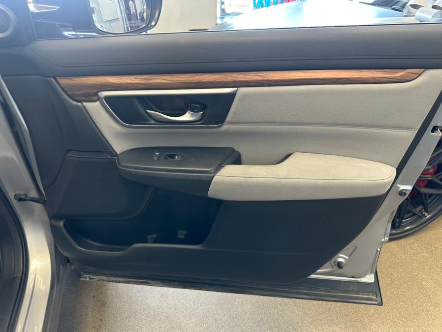 2017 Honda CR-V EX AWD, available for sale in Inwood, New York | 5 Towns Drive. Inwood, New York 2017 Honda CR-V EX AWD, available for sale in Inwood, New York | 5 Towns Drive. Inwood, New York