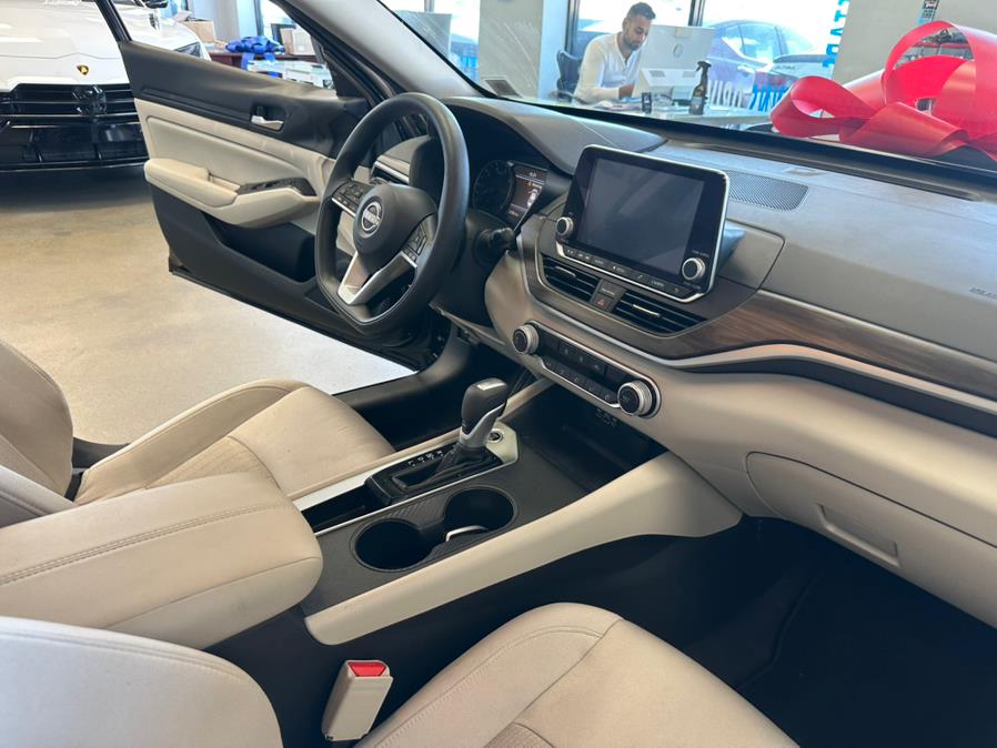2025 Nissan Altima SV FWD, available for sale in Inwood, New York | 5 Towns Drive. Inwood, New York 2025 Nissan Altima SV FWD, available for sale in Inwood, New York | 5 Towns Drive. Inwood, New York