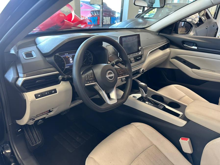2025 Nissan Altima SV FWD, available for sale in Inwood, New York | 5 Towns Drive. Inwood, New York 2025 Nissan Altima SV FWD, available for sale in Inwood, New York | 5 Towns Drive. Inwood, New York