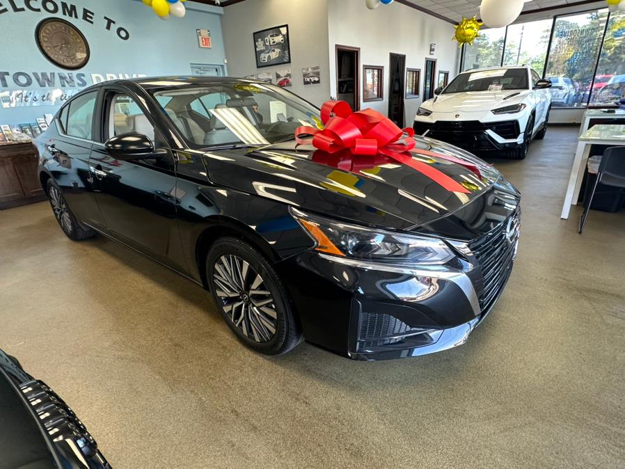 2025 Nissan Altima SV FWD, available for sale in Inwood, New York | 5 Towns Drive. Inwood, New York 2025 Nissan Altima SV FWD, available for sale in Inwood, New York | 5 Towns Drive. Inwood, New York