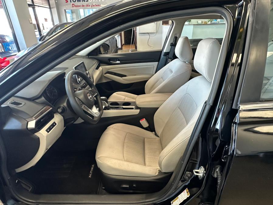 2025 Nissan Altima SV FWD, available for sale in Inwood, New York | 5 Towns Drive. Inwood, New York 2025 Nissan Altima SV FWD, available for sale in Inwood, New York | 5 Towns Drive. Inwood, New York