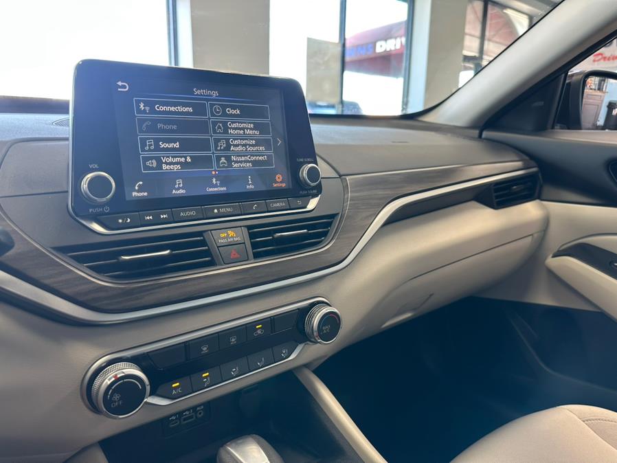 2025 Nissan Altima SV FWD, available for sale in Inwood, New York | 5 Towns Drive. Inwood, New York 2025 Nissan Altima SV FWD, available for sale in Inwood, New York | 5 Towns Drive. Inwood, New York