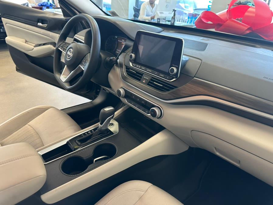 2025 Nissan Altima SV FWD, available for sale in Inwood, New York | 5 Towns Drive. Inwood, New York 2025 Nissan Altima SV FWD, available for sale in Inwood, New York | 5 Towns Drive. Inwood, New York