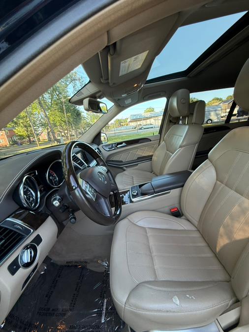 2013 Mercedes-Benz GL-Class 4MATIC 4dr GL 450, available for sale in Springfield, Massachusetts | Auto Globe LLC. Springfield, Massachusetts 2013 Mercedes-Benz GL-Class 4MATIC 4dr GL 450, available for sale in Springfield, Massachusetts | Auto Globe LLC. Springfield, Massachusetts