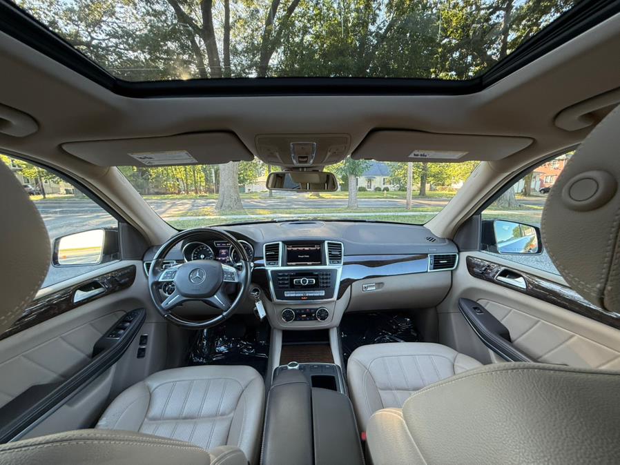 2013 Mercedes-Benz GL-Class 4MATIC 4dr GL 450, available for sale in Springfield, Massachusetts | Auto Globe LLC. Springfield, Massachusetts 2013 Mercedes-Benz GL-Class 4MATIC 4dr GL 450, available for sale in Springfield, Massachusetts | Auto Globe LLC. Springfield, Massachusetts