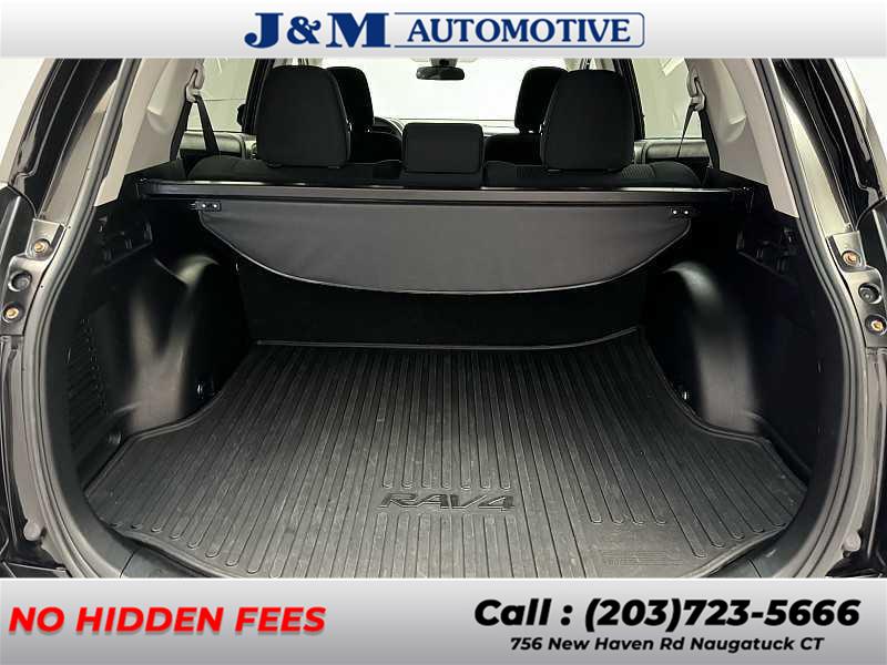 2017 Toyota Rav4 LE, available for sale in Naugatuck, Connecticut | J&M Automotive Sls&Svc LLC. Naugatuck, Connecticut 2017 Toyota Rav4 LE, available for sale in Naugatuck, Connecticut | J&M Automotive Sls&Svc LLC. Naugatuck, Connecticut