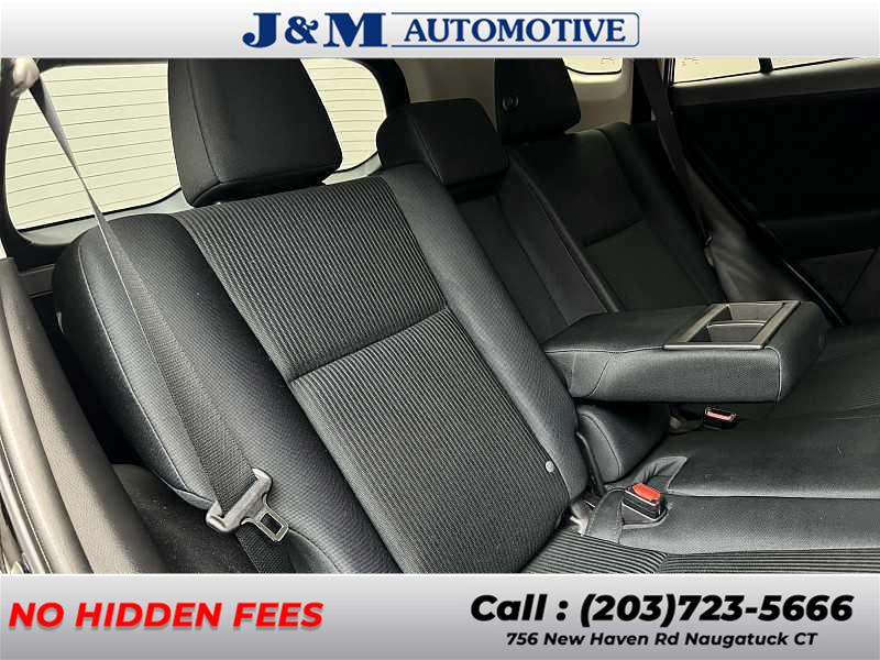 2017 Toyota Rav4 LE, available for sale in Naugatuck, Connecticut | J&M Automotive Sls&Svc LLC. Naugatuck, Connecticut 2017 Toyota Rav4 LE, available for sale in Naugatuck, Connecticut | J&M Automotive Sls&Svc LLC. Naugatuck, Connecticut