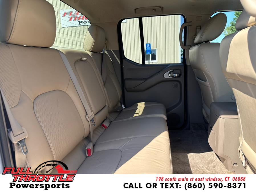 2011 Nissan Frontier 4WD Crew Cab SWB Auto SL, available for sale in East Windsor, Connecticut | Full Throttle Power Sports LLC. East Windsor, Connecticut 2011 Nissan Frontier 4WD Crew Cab SWB Auto SL, available for sale in East Windsor, Connecticut | Full Throttle Power Sports LLC. East Windsor, Connecticut
