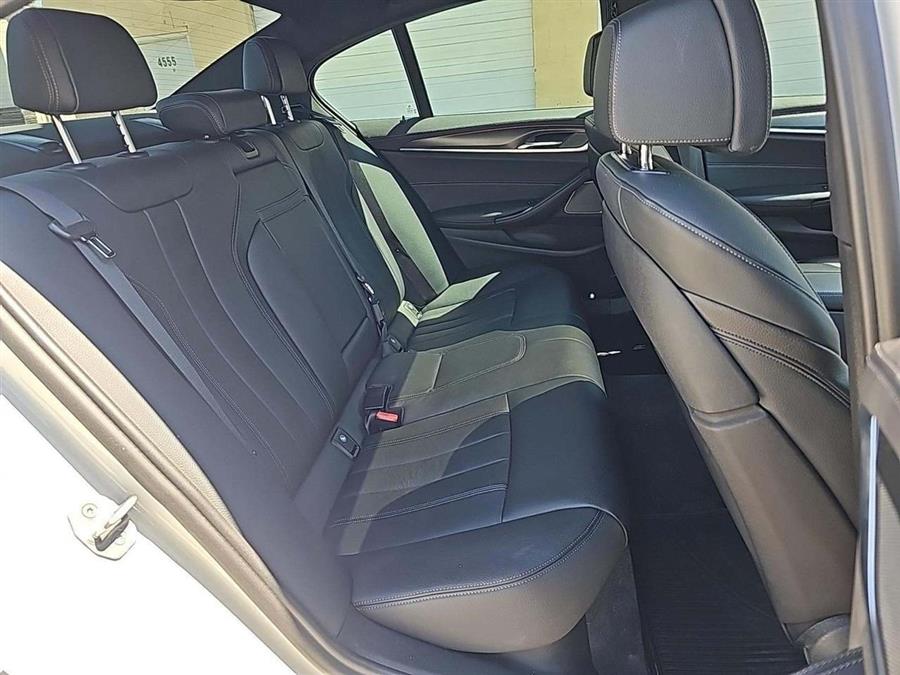 2022 Bmw 540i xDrive photo 16