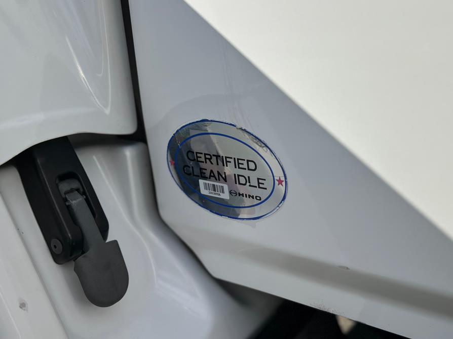 2018 HINO 268A 26 FT MORGAN BOX MAXON LIFTGATE NON CDL, available for sale in Paterson, New Jersey | Speedway Commercial Motors LLC. Paterson, New Jersey 2018 HINO 268A 26 FT MORGAN BOX MAXON LIFTGATE NON CDL, available for sale in Paterson, New Jersey | Speedway Commercial Motors LLC. Paterson, New Jersey