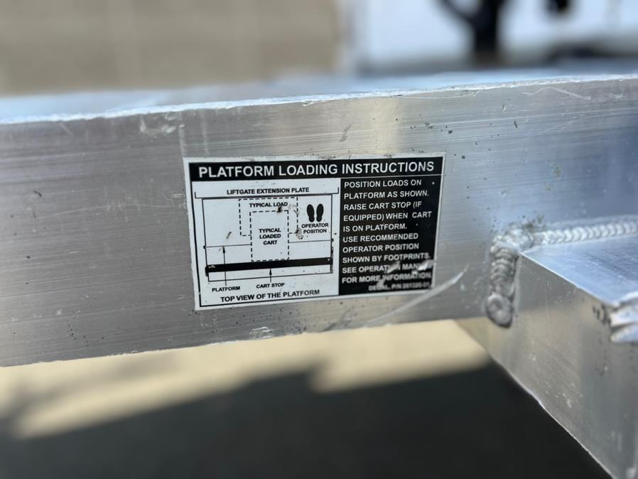 2018 HINO 268A 26 FT MORGAN BOX MAXON LIFTGATE NON CDL, available for sale in Paterson, New Jersey | Speedway Motors LLC. Paterson, New Jersey 2018 HINO 268A 26 FT MORGAN BOX MAXON LIFTGATE NON CDL, available for sale in Paterson, New Jersey | Speedway Motors LLC. Paterson, New Jersey