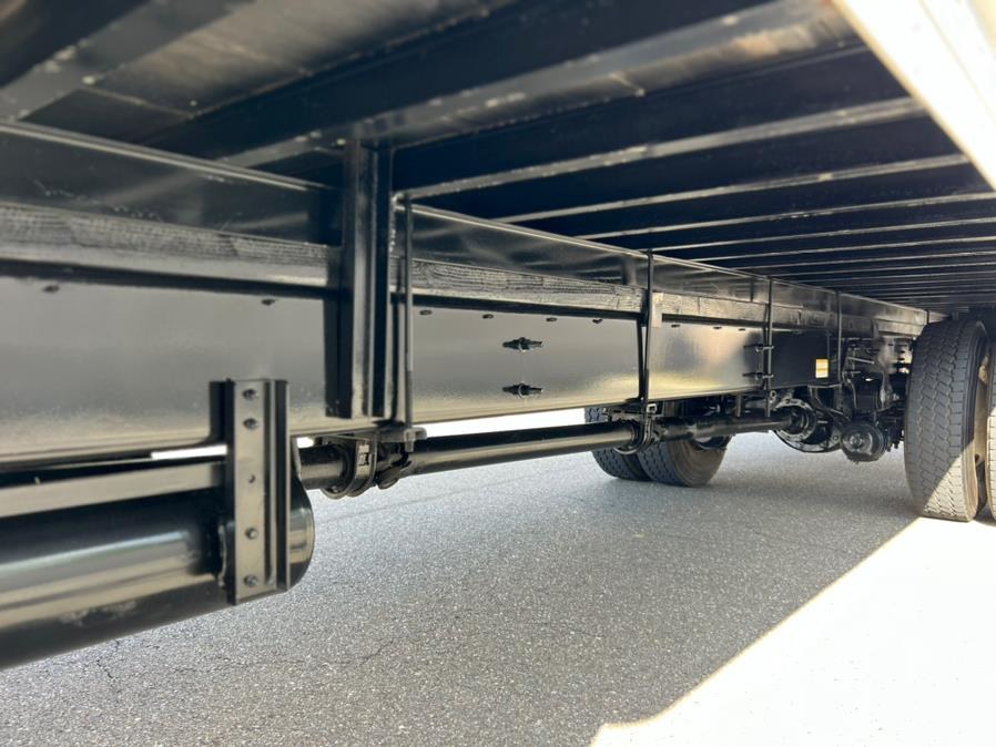 2018 HINO 268A 26 FT MORGAN BOX MAXON LIFTGATE NON CDL, available for sale in Paterson, New Jersey | Speedway Motors LLC. Paterson, New Jersey 2018 HINO 268A 26 FT MORGAN BOX MAXON LIFTGATE NON CDL, available for sale in Paterson, New Jersey | Speedway Motors LLC. Paterson, New Jersey