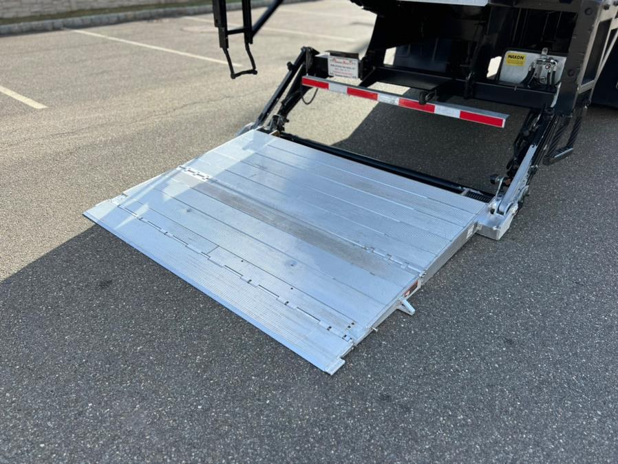 2018 HINO 268A 26 FT MORGAN BOX MAXON LIFTGATE NON CDL, available for sale in Paterson, New Jersey | Speedway Motors LLC. Paterson, New Jersey 2018 HINO 268A 26 FT MORGAN BOX MAXON LIFTGATE NON CDL, available for sale in Paterson, New Jersey | Speedway Motors LLC. Paterson, New Jersey