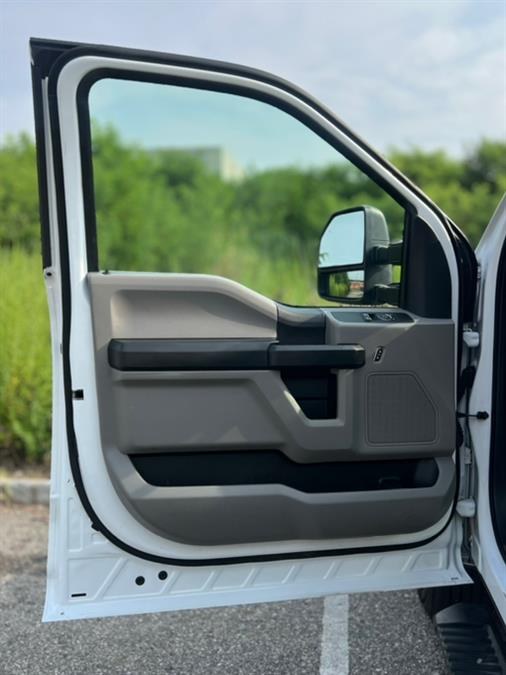 2022 Ford Super Duty F-250 SRW XLT 4WD Reg Cab 8'' Box Ranch Head Grill Guard, available for sale in Paterson, New Jersey | Speedway Motors LLC. Paterson, New Jersey 2022 Ford Super Duty F-250 SRW XLT 4WD Reg Cab 8'' Box Ranch Head Grill Guard, available for sale in Paterson, New Jersey | Speedway Motors LLC. Paterson, New Jersey