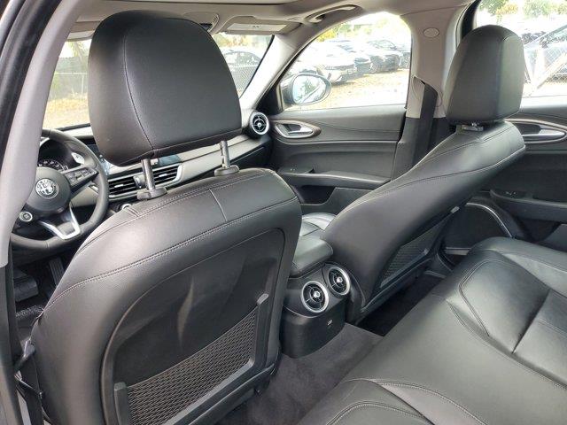 2021 Alfa Romeo Giulia Ti, available for sale in Fort Lauderdale, Florida | CarLux Fort Lauderdale. Fort Lauderdale, Florida 2021 Alfa Romeo Giulia Ti, available for sale in Fort Lauderdale, Florida | CarLux Fort Lauderdale. Fort Lauderdale, Florida