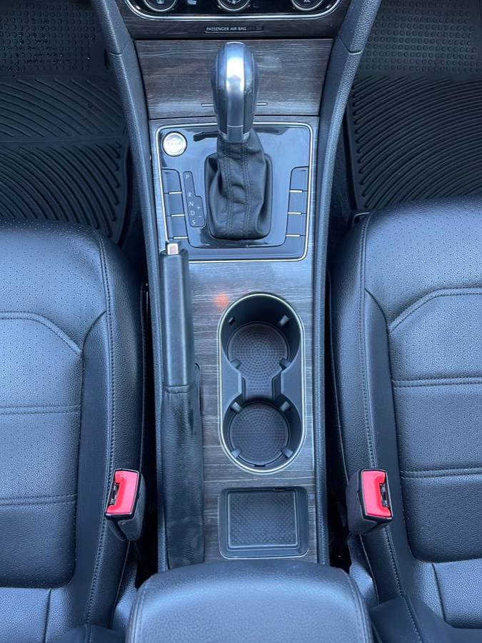 2018 Volkswagen Passat 2.0T SE Auto, available for sale in Bloomfield, Connecticut | AXA Car Sales and Repair LLC. Bloomfield, Connecticut 2018 Volkswagen Passat 2.0T SE Auto, available for sale in Bloomfield, Connecticut | AXA Car Sales and Repair LLC. Bloomfield, Connecticut
