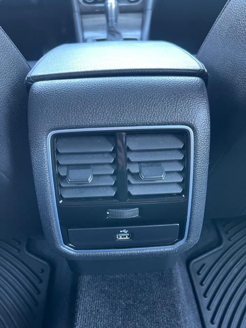 2018 Volkswagen Passat 2.0T SE Auto, available for sale in Bloomfield, Connecticut | AXA Car Sales and Repair LLC. Bloomfield, Connecticut 2018 Volkswagen Passat 2.0T SE Auto, available for sale in Bloomfield, Connecticut | AXA Car Sales and Repair LLC. Bloomfield, Connecticut