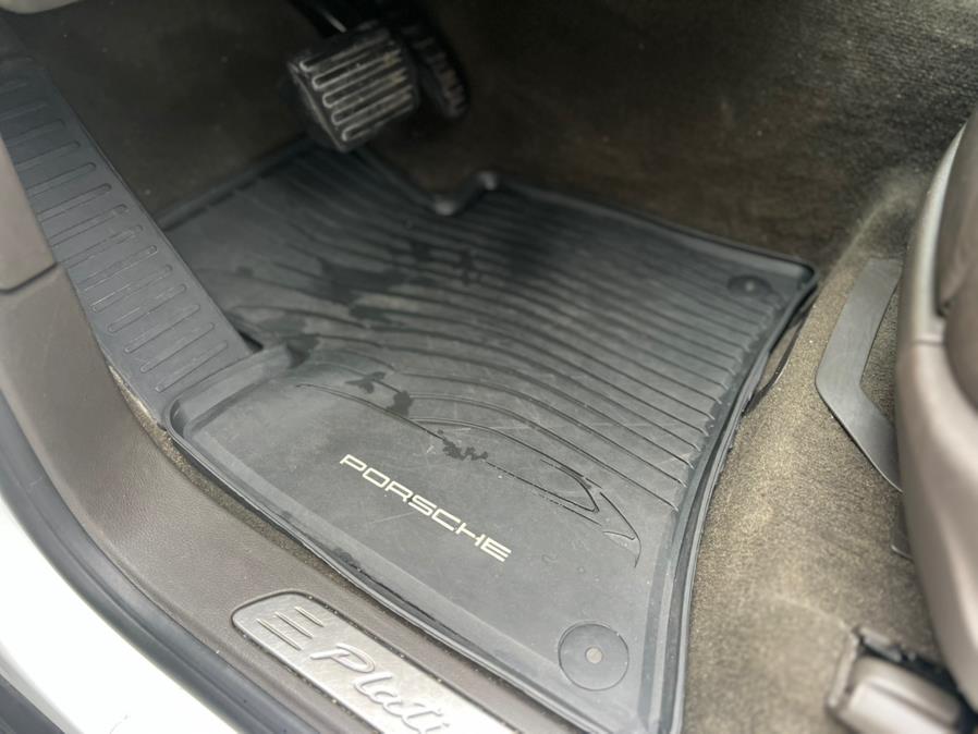 2017 Porsche Cayenne Platinum Edition AWD, available for sale in Hialeah, Florida | The Palm Motors LLC. Hialeah, Florida 2017 Porsche Cayenne Platinum Edition AWD, available for sale in Hialeah, Florida | The Palm Motors LLC. Hialeah, Florida
