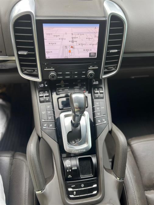 2017 Porsche Cayenne Platinum Edition AWD, available for sale in Hialeah, Florida | The Palm Motors LLC. Hialeah, Florida 2017 Porsche Cayenne Platinum Edition AWD, available for sale in Hialeah, Florida | The Palm Motors LLC. Hialeah, Florida