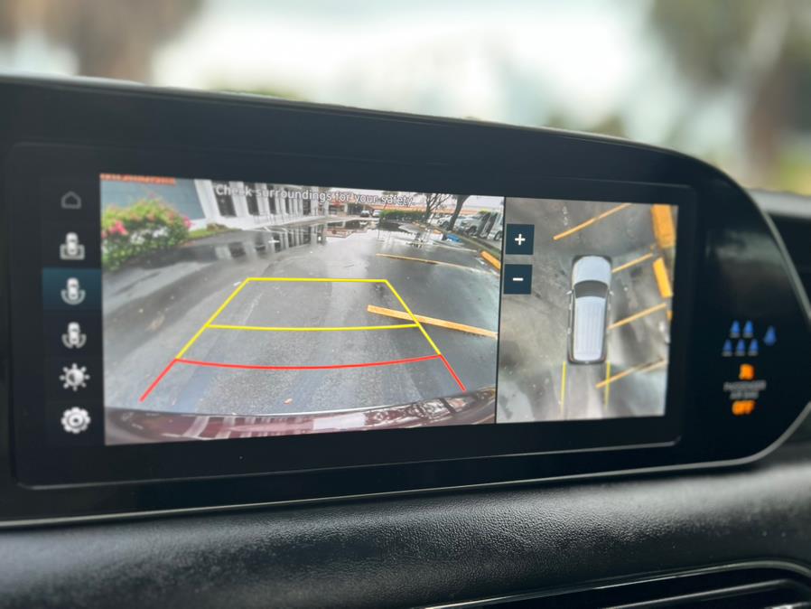 2022 Hyundai Palisade Calligraphy AWD, available for sale in Hialeah, Florida | The Palm Motors LLC. Hialeah, Florida 2022 Hyundai Palisade Calligraphy AWD, available for sale in Hialeah, Florida | The Palm Motors LLC. Hialeah, Florida