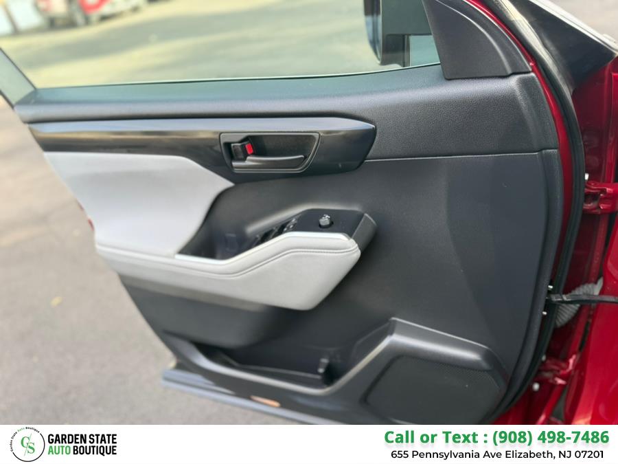 2021 Toyota Highlander LE FWD (Natl), available for sale in Elizabeth, New Jersey | Garden State Auto Boutique. Elizabeth, New Jersey 2021 Toyota Highlander LE FWD (Natl), available for sale in Elizabeth, New Jersey | Garden State Auto Boutique. Elizabeth, New Jersey