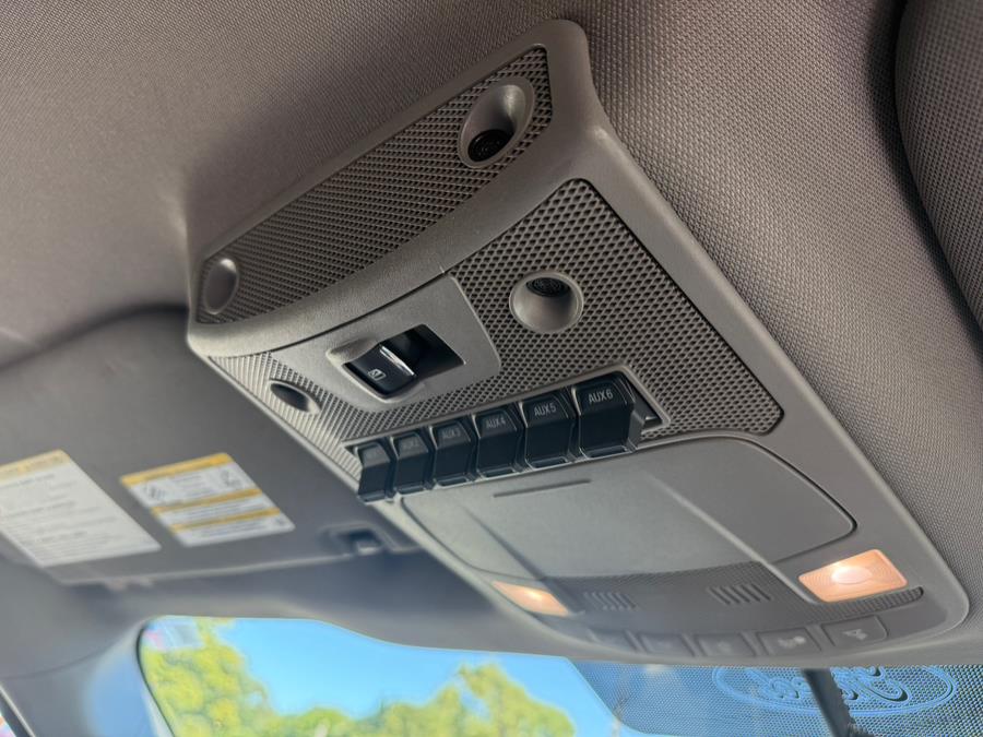 2017 Ford Super Duty F-250 SRW Lariat 4WD SuperCab 6.75'' Box, available for sale in Huntington Station, New York | Huntington Auto Mall. Huntington Station, New York 2017 Ford Super Duty F-250 SRW Lariat 4WD SuperCab 6.75'' Box, available for sale in Huntington Station, New York | Huntington Auto Mall. Huntington Station, New York