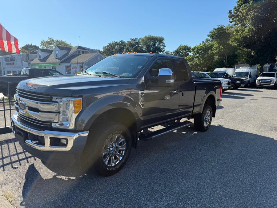 2017 Ford Super Duty F-250 SRW Lariat 4WD SuperCab 6.75'' Box, available for sale in Huntington Station, New York | Huntington Auto Mall. Huntington Station, New York 2017 Ford Super Duty F-250 SRW Lariat 4WD SuperCab 6.75'' Box, available for sale in Huntington Station, New York | Huntington Auto Mall. Huntington Station, New York