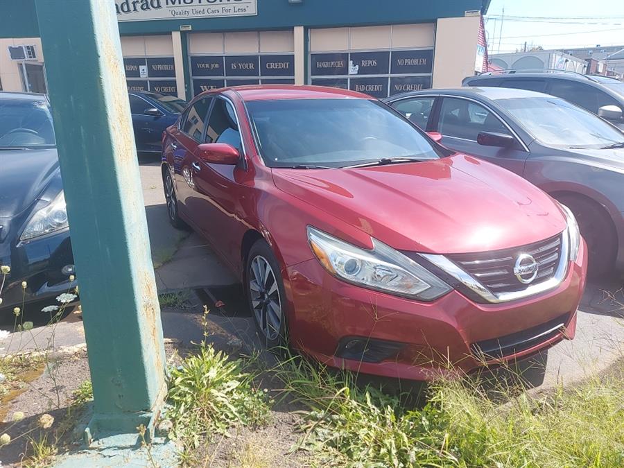2017 Nissan Altima 2017.5 2.5 SR Sedan, available for sale in West Hartford, Connecticut | Chadrad Motors llc. West Hartford, Connecticut 2017 Nissan Altima 2017.5 2.5 SR Sedan, available for sale in West Hartford, Connecticut | Chadrad Motors llc. West Hartford, Connecticut