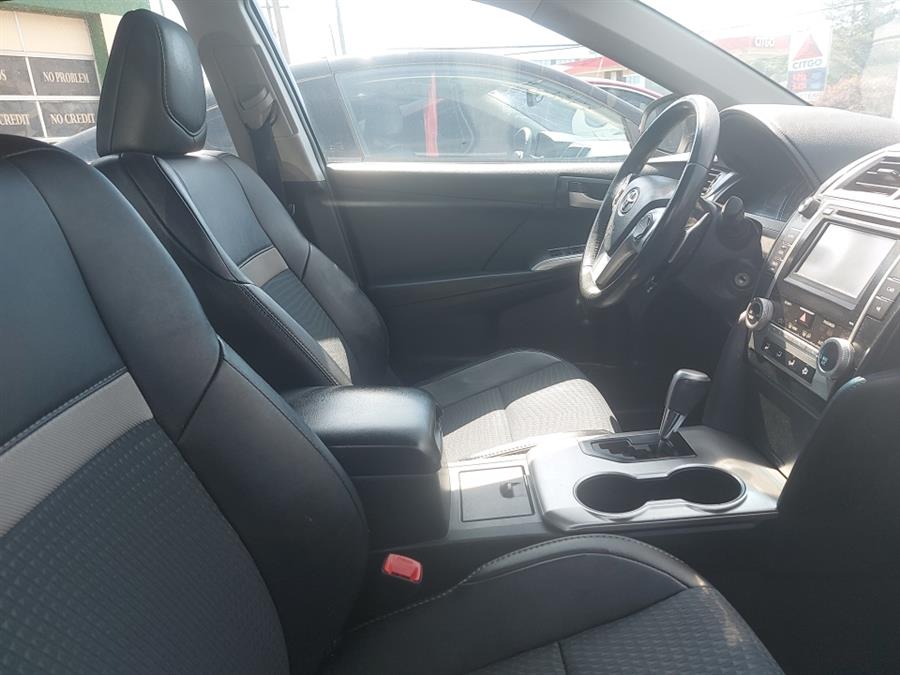 2013 Toyota Camry 4dr Sdn I4 Auto SE, available for sale in West Hartford, Connecticut | Chadrad Motors llc. West Hartford, Connecticut 2013 Toyota Camry 4dr Sdn I4 Auto SE, available for sale in West Hartford, Connecticut | Chadrad Motors llc. West Hartford, Connecticut