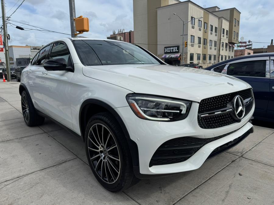 2022 Mercedes Benz GLC 300 4MATIC Coupe photo 3