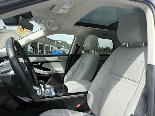 2020 Land Rover Range Rover Evoque SE, available for sale in Stratford, Connecticut | Wiz Leasing Inc. Stratford, Connecticut 2020 Land Rover Range Rover Evoque SE, available for sale in Stratford, Connecticut | Wiz Leasing Inc. Stratford, Connecticut