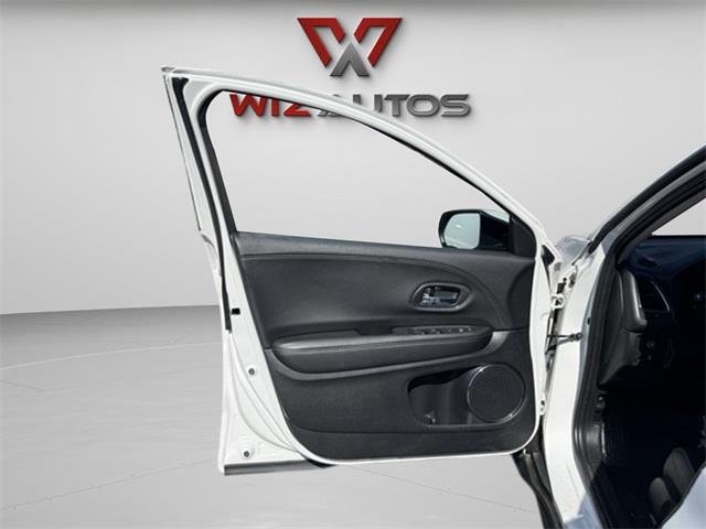 2019 Honda Hr-v EX-L, available for sale in Stratford, Connecticut | Wiz Leasing Inc. Stratford, Connecticut 2019 Honda Hr-v EX-L, available for sale in Stratford, Connecticut | Wiz Leasing Inc. Stratford, Connecticut