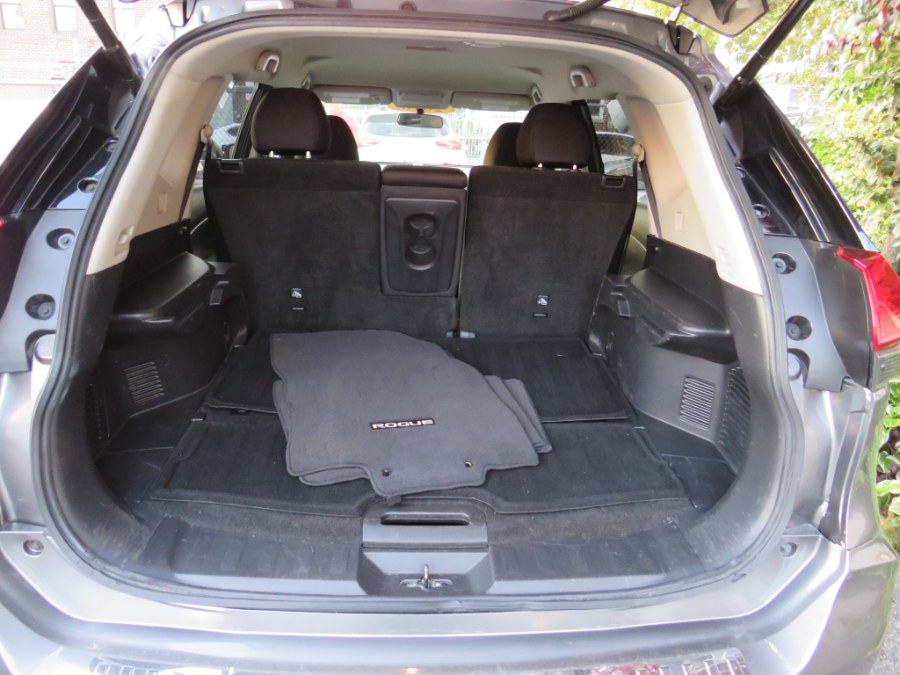 2018 Nissan Rogue AWD SV, available for sale in Middle Village, New York | Road Masters II INC. Middle Village, New York 2018 Nissan Rogue AWD SV, available for sale in Middle Village, New York | Road Masters II INC. Middle Village, New York