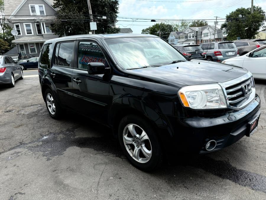 2013 Honda Pilot 4WD 4dr EX-L, available for sale in Bridgeport, Connecticut | CT Auto. Bridgeport, Connecticut 2013 Honda Pilot 4WD 4dr EX-L, available for sale in Bridgeport, Connecticut | CT Auto. Bridgeport, Connecticut