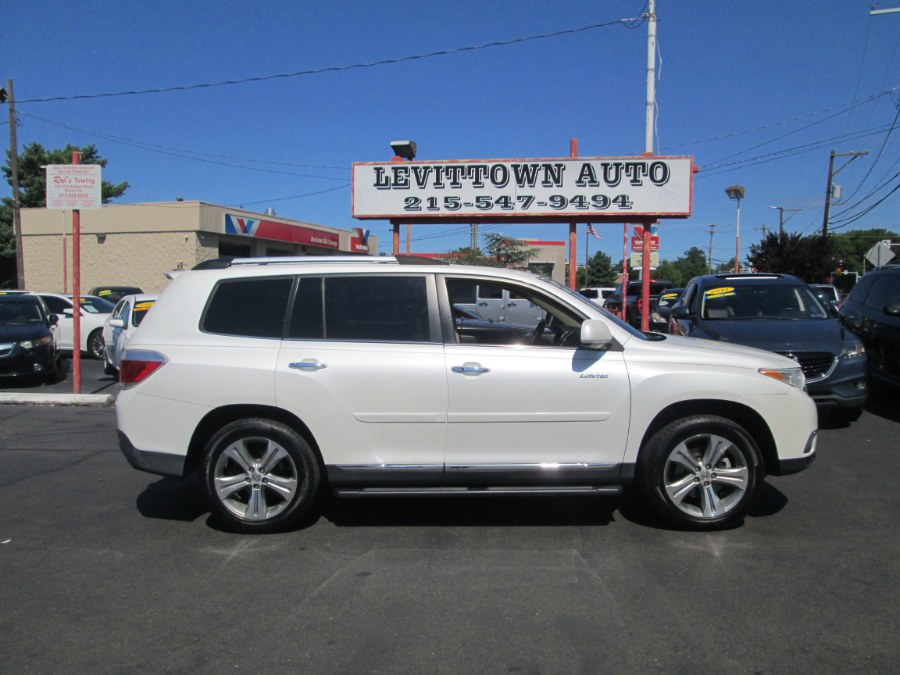 2011 Toyota Highlander 4WD 4dr V6 Limited (Natl), available for sale in Levittown, Pennsylvania | Levittown Auto. Levittown, Pennsylvania 2011 Toyota Highlander 4WD 4dr V6 Limited (Natl), available for sale in Levittown, Pennsylvania | Levittown Auto. Levittown, Pennsylvania