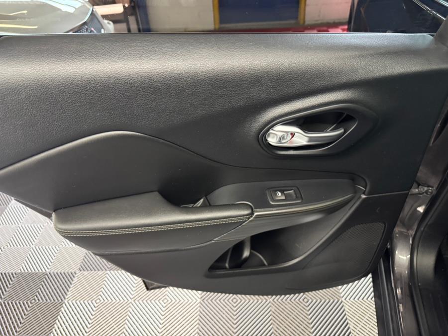 2016 Jeep Cherokee 4WD 4dr Limited, available for sale in West Babylon , New York | MP Motors Inc. West Babylon , New York 2016 Jeep Cherokee 4WD 4dr Limited, available for sale in West Babylon , New York | MP Motors Inc. West Babylon , New York
