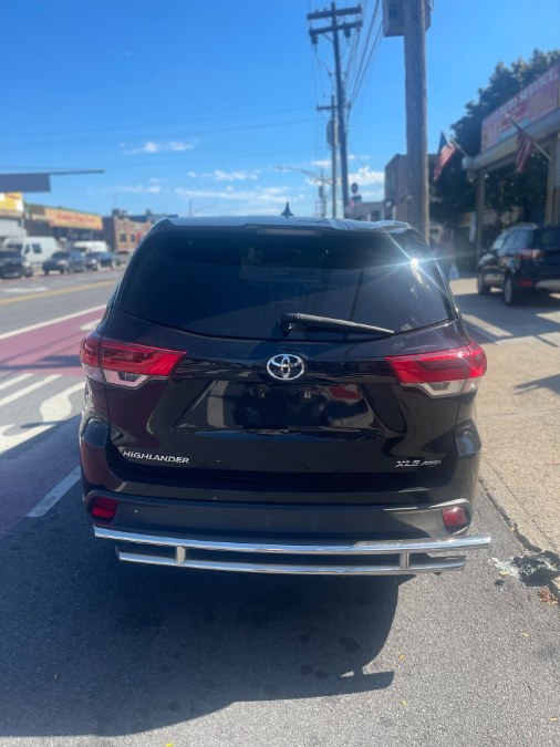 2019 Toyota Highlander XLE V6 AWD (Natl), available for sale in BROOKLYN, New York | Deals on Wheels International Auto. BROOKLYN, New York 2019 Toyota Highlander XLE V6 AWD (Natl), available for sale in BROOKLYN, New York | Deals on Wheels International Auto. BROOKLYN, New York