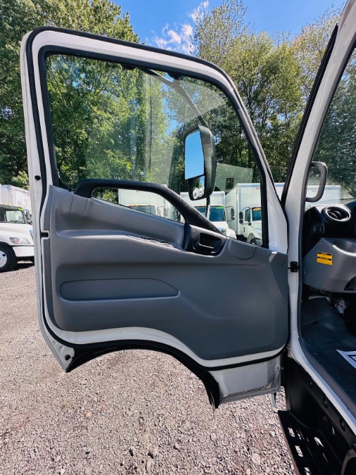 2018 Hino 195 18FT DRY BOX + LIFT GATE + 17950LB GVW + NO CDL, available for sale in South Amboy, New Jersey | NJ Truck Spot. South Amboy, New Jersey 2018 Hino 195 18FT DRY BOX + LIFT GATE + 17950LB GVW + NO CDL, available for sale in South Amboy, New Jersey | NJ Truck Spot. South Amboy, New Jersey