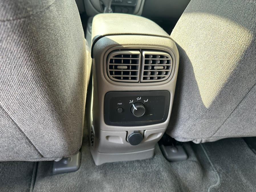 2004 Chevrolet TrailBlazer 4dr 4WD LT, available for sale in South Windsor, Connecticut | Mike And Tony Auto Sales, Inc. South Windsor, Connecticut 2004 Chevrolet TrailBlazer 4dr 4WD LT, available for sale in South Windsor, Connecticut | Mike And Tony Auto Sales, Inc. South Windsor, Connecticut