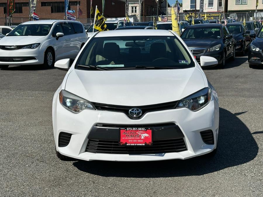 2015 Toyota Corolla LE photo 2