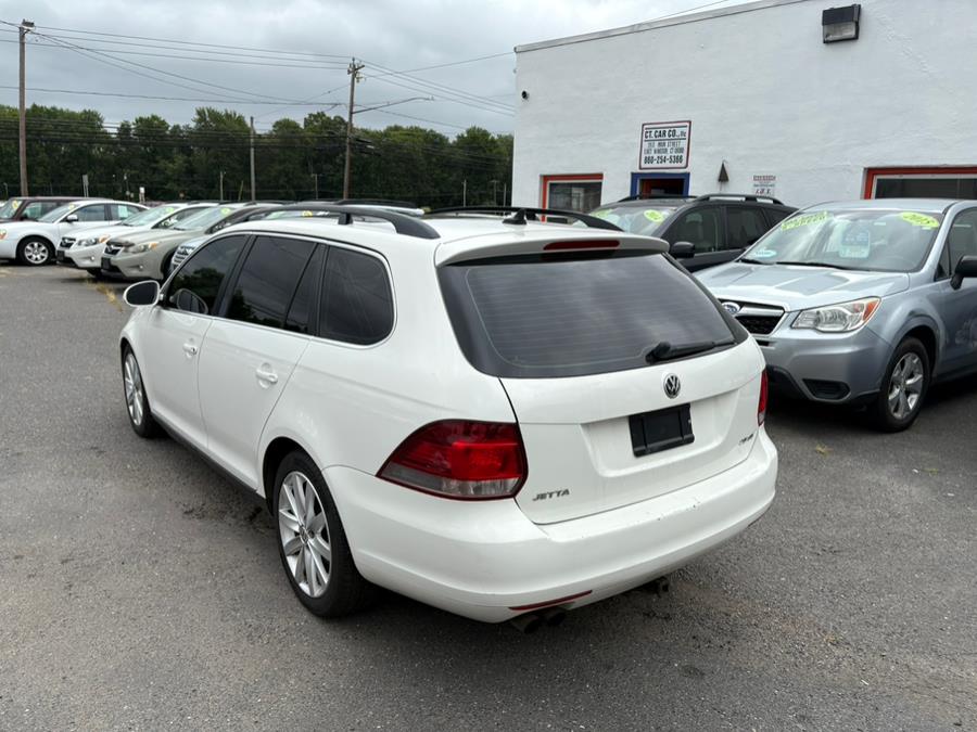 2011 Volkswagen Jetta SportWagen 4dr Auto SE PZEV, available for sale in East Windsor, Connecticut | CT Car Co LLC. East Windsor, Connecticut 2011 Volkswagen Jetta SportWagen 4dr Auto SE PZEV, available for sale in East Windsor, Connecticut | CT Car Co LLC. East Windsor, Connecticut