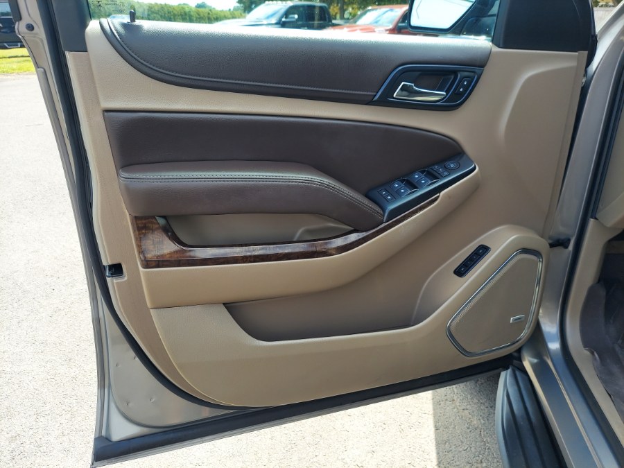 2018 Chevrolet Tahoe 4WD 4dr LT, available for sale in East Windsor, Connecticut | United Auto Sales of E Windsor, Inc. East Windsor, Connecticut 2018 Chevrolet Tahoe 4WD 4dr LT, available for sale in East Windsor, Connecticut | United Auto Sales of E Windsor, Inc. East Windsor, Connecticut