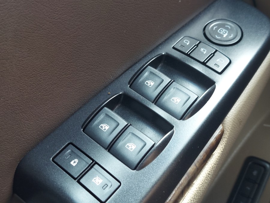 2018 Chevrolet Tahoe 4WD 4dr LT, available for sale in East Windsor, Connecticut | United Auto Sales of E Windsor, Inc. East Windsor, Connecticut 2018 Chevrolet Tahoe 4WD 4dr LT, available for sale in East Windsor, Connecticut | United Auto Sales of E Windsor, Inc. East Windsor, Connecticut