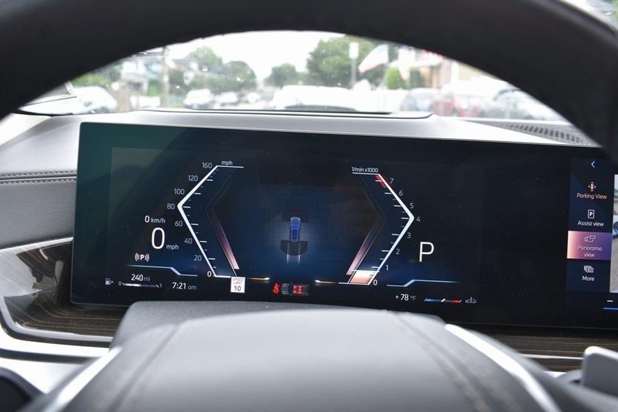 2024 BMW X7 xDrive40i, available for sale in Valley Stream, New York | Certified Performance Motors. Valley Stream, New York 2024 BMW X7 xDrive40i, available for sale in Valley Stream, New York | Certified Performance Motors. Valley Stream, New York