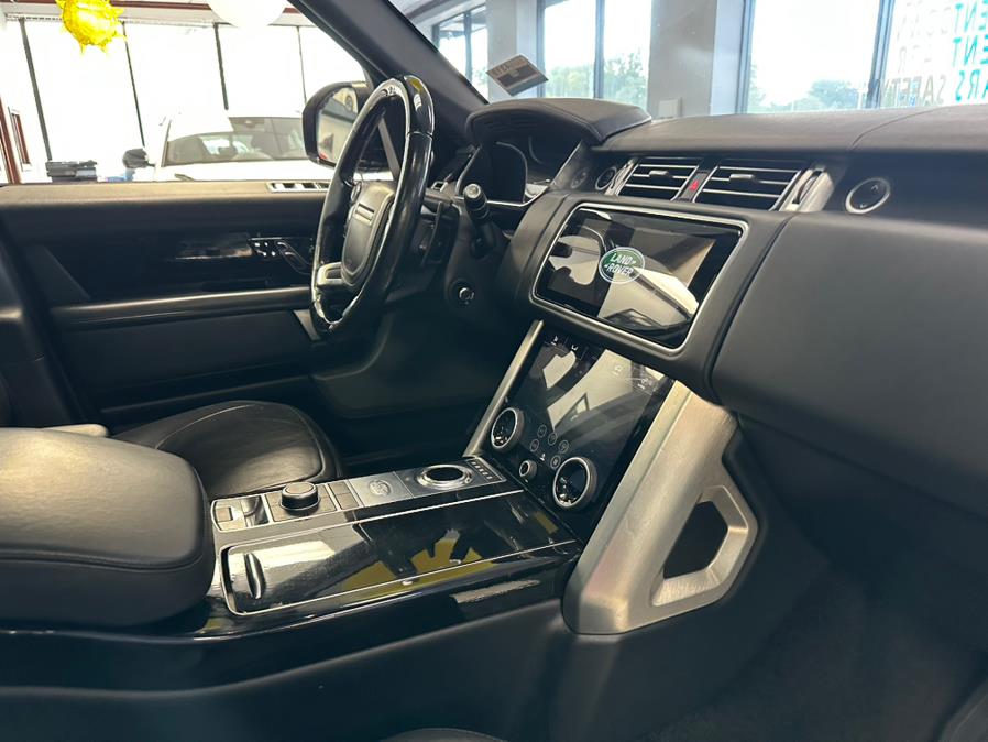 2018 Land Rover Range Rover V6 Supercharged HSE SWB, available for sale in Inwood, New York | 5 Towns Drive. Inwood, New York 2018 Land Rover Range Rover V6 Supercharged HSE SWB, available for sale in Inwood, New York | 5 Towns Drive. Inwood, New York