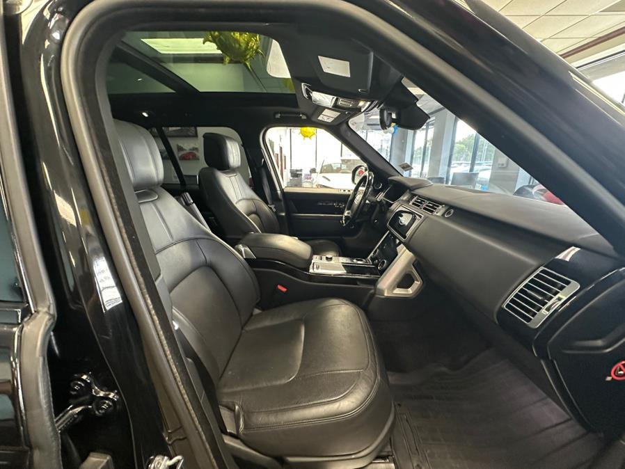 2018 Land Rover Range Rover V6 Supercharged HSE SWB, available for sale in Inwood, New York | 5 Towns Drive. Inwood, New York 2018 Land Rover Range Rover V6 Supercharged HSE SWB, available for sale in Inwood, New York | 5 Towns Drive. Inwood, New York