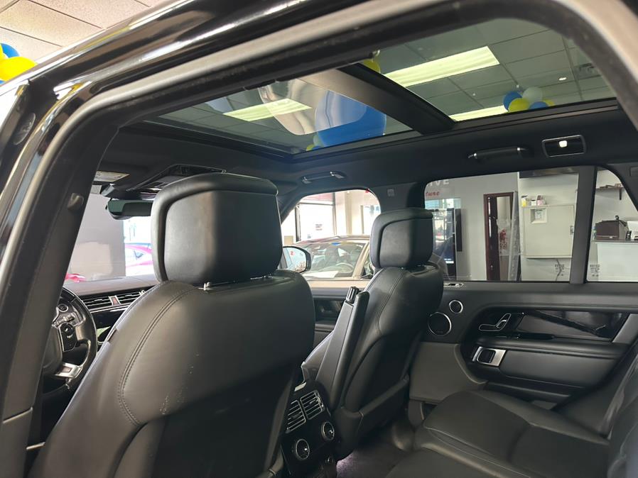2018 Land Rover Range Rover V6 Supercharged HSE SWB, available for sale in Inwood, New York | 5 Towns Drive. Inwood, New York 2018 Land Rover Range Rover V6 Supercharged HSE SWB, available for sale in Inwood, New York | 5 Towns Drive. Inwood, New York