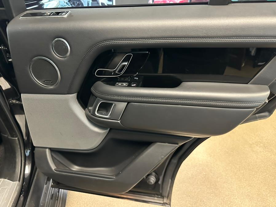 2018 Land Rover Range Rover V6 Supercharged HSE SWB, available for sale in Inwood, New York | 5 Towns Drive. Inwood, New York 2018 Land Rover Range Rover V6 Supercharged HSE SWB, available for sale in Inwood, New York | 5 Towns Drive. Inwood, New York