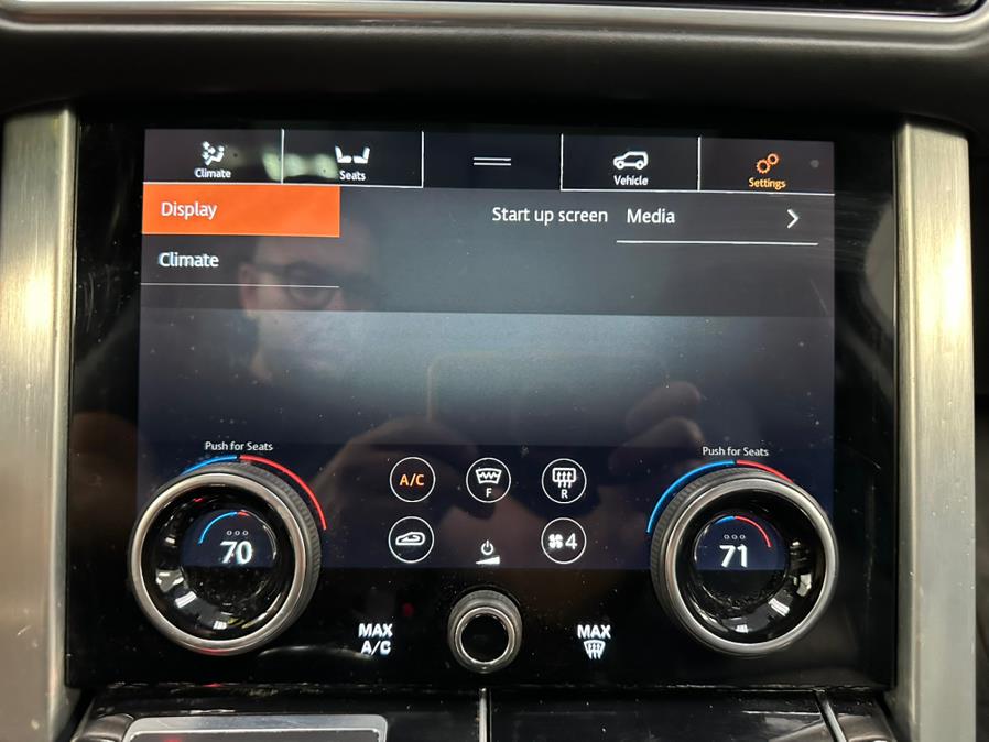 2018 Land Rover Range Rover V6 Supercharged HSE SWB, available for sale in Inwood, New York | 5 Towns Drive. Inwood, New York 2018 Land Rover Range Rover V6 Supercharged HSE SWB, available for sale in Inwood, New York | 5 Towns Drive. Inwood, New York