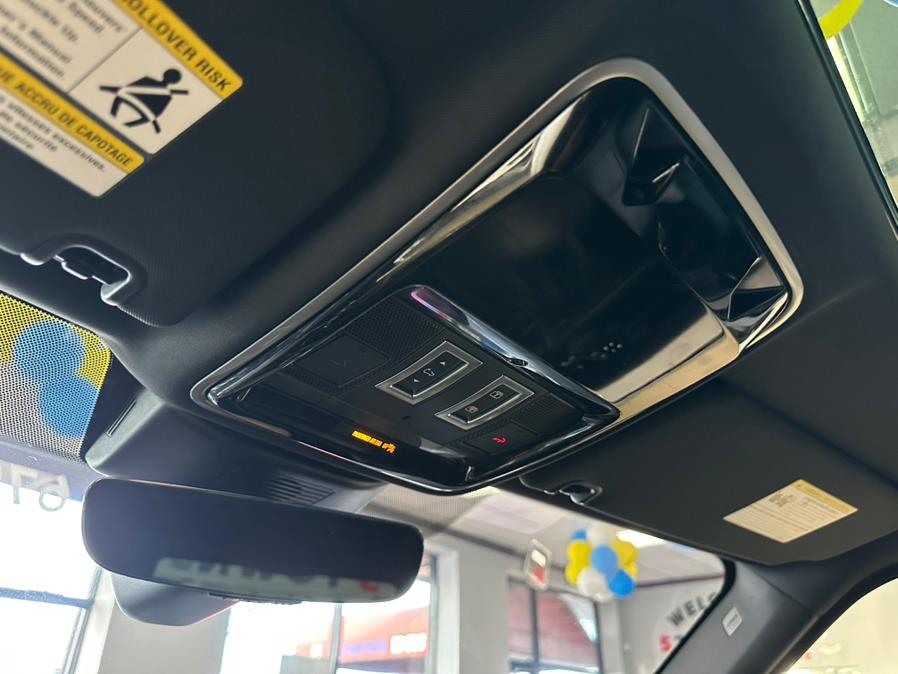 2018 Land Rover Range Rover V6 Supercharged HSE SWB, available for sale in Inwood, New York | 5 Towns Drive. Inwood, New York 2018 Land Rover Range Rover V6 Supercharged HSE SWB, available for sale in Inwood, New York | 5 Towns Drive. Inwood, New York